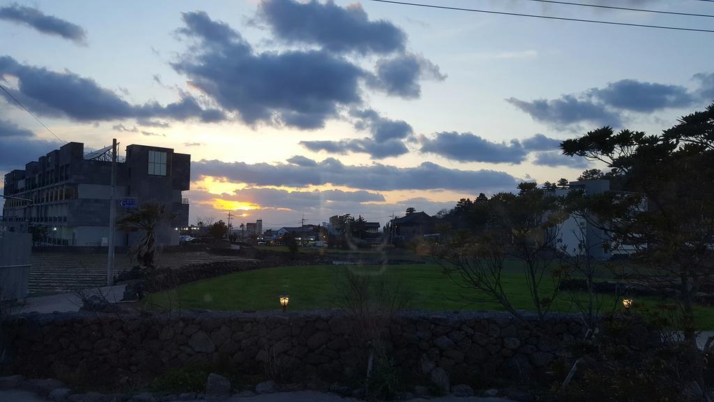 Oh Happy Day Jeju Exterior foto